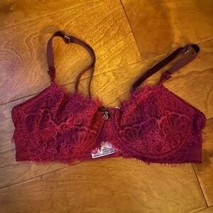 Victoria's Secret Burgundy Lace Bra